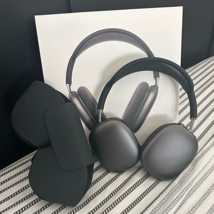 Black Airpods Pro Max A1 Quality